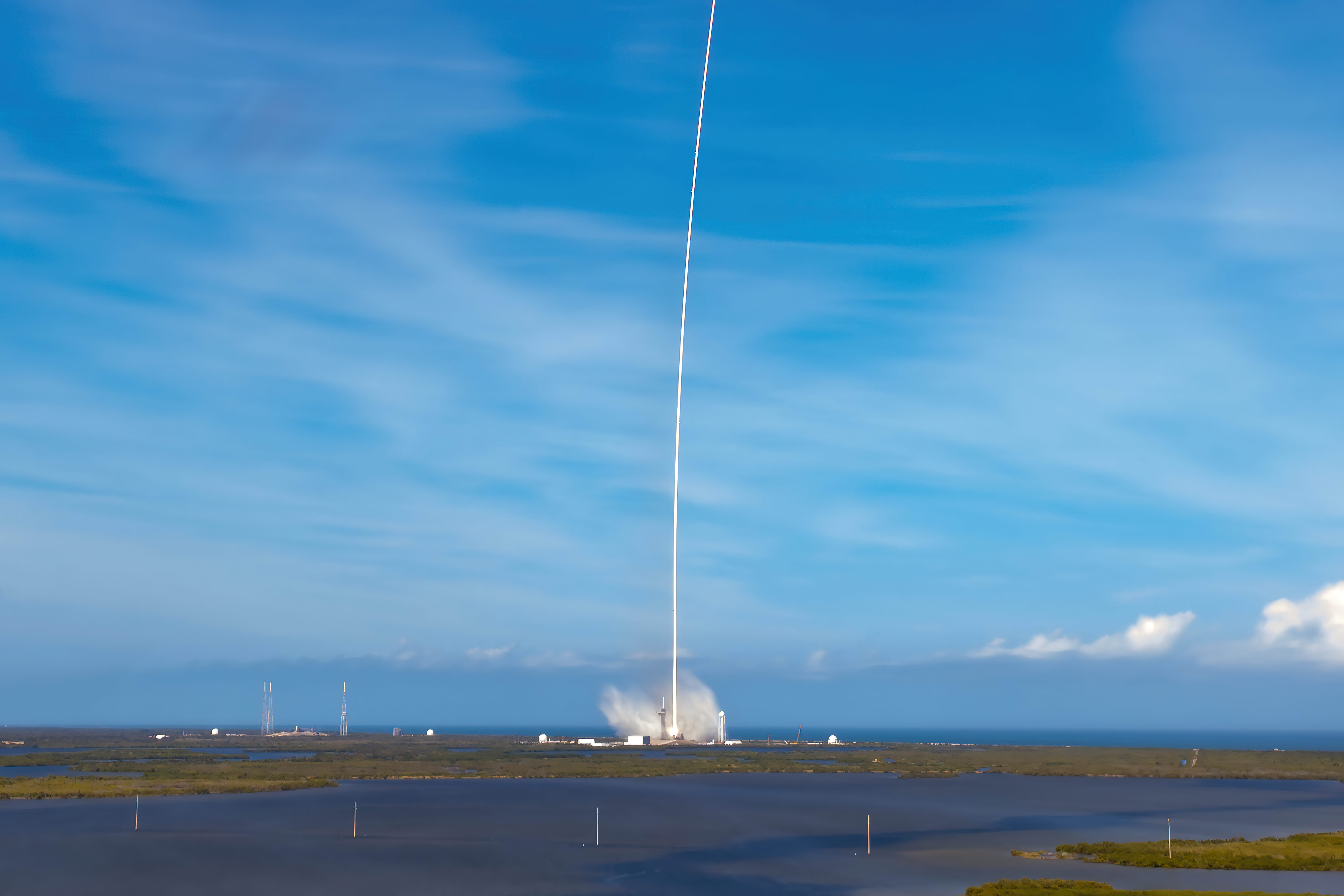 Start rakiety Falcon 9 z misją Starlink Group 4-7 (Źródło: SpaceX)
