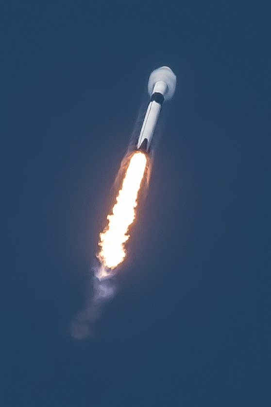 Falcon 9 w trakcie misji z satelitą Bangabandhu-1 (Źródło: SpaceX)