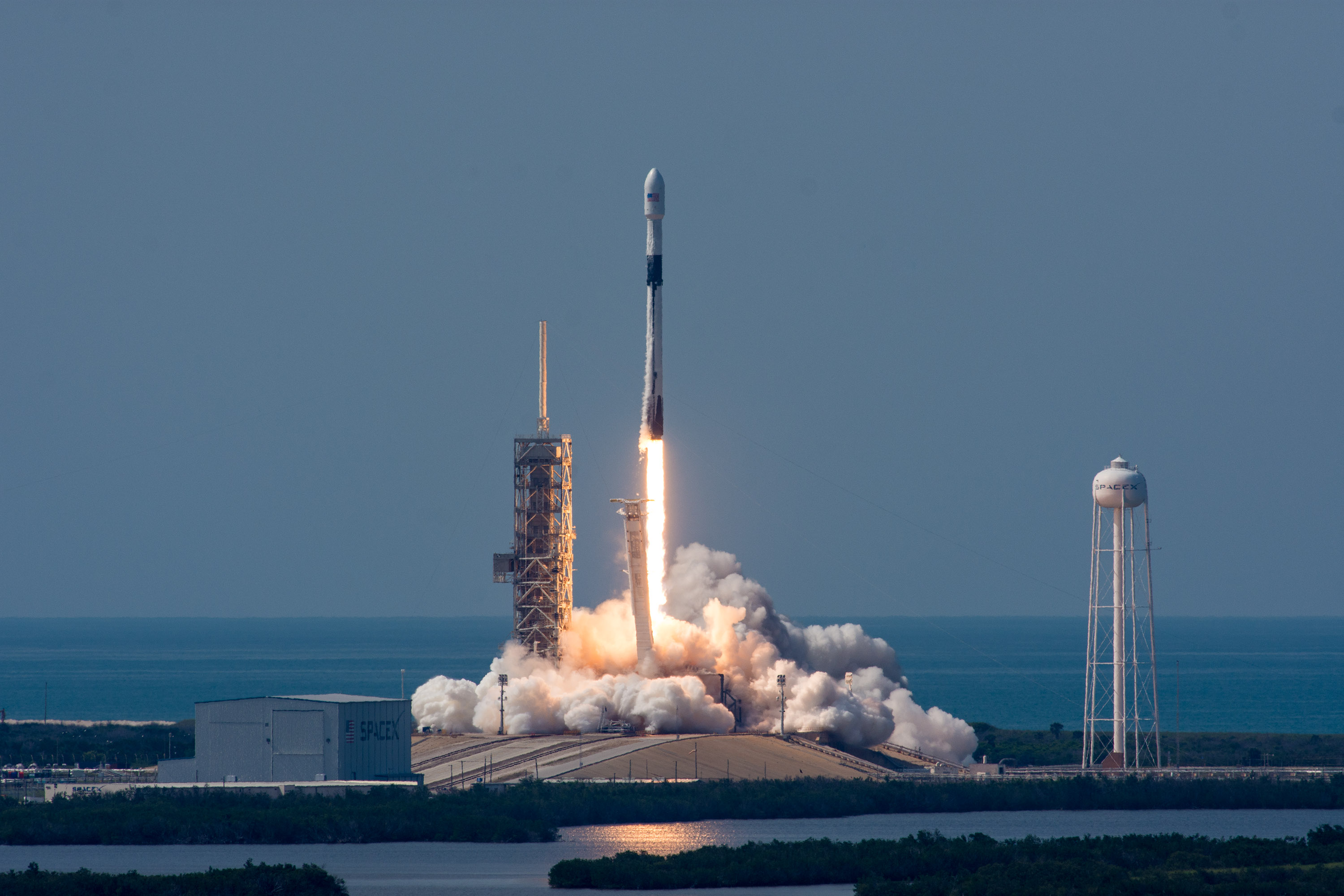 Pierwszy start Falcona 9 w wersji Block 5 (Źródło: SpaceX)