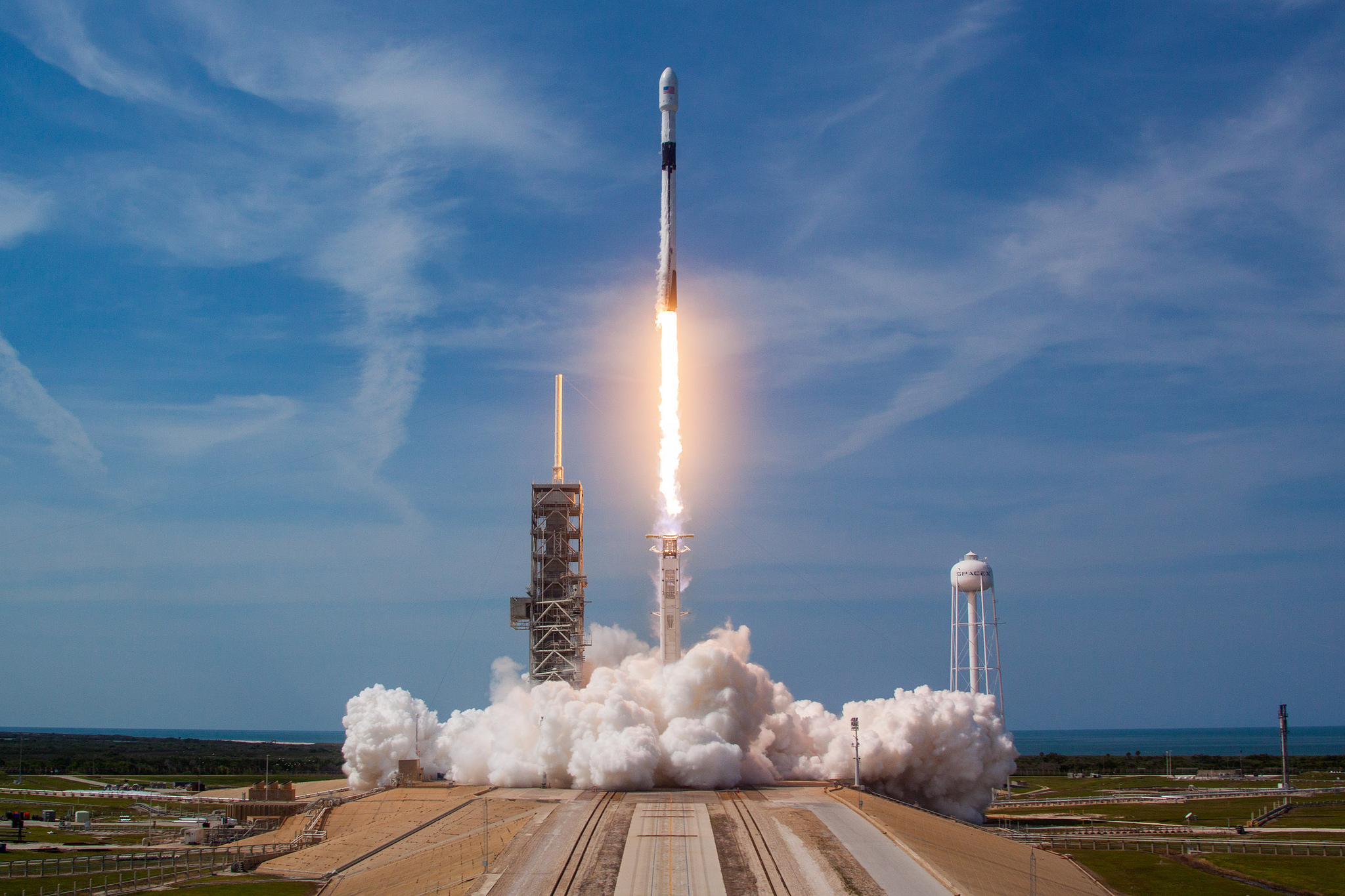 Start Falcona 9 Block 5 z misją Bangabandhu Satellite-1 (Źródło: SpaceX)