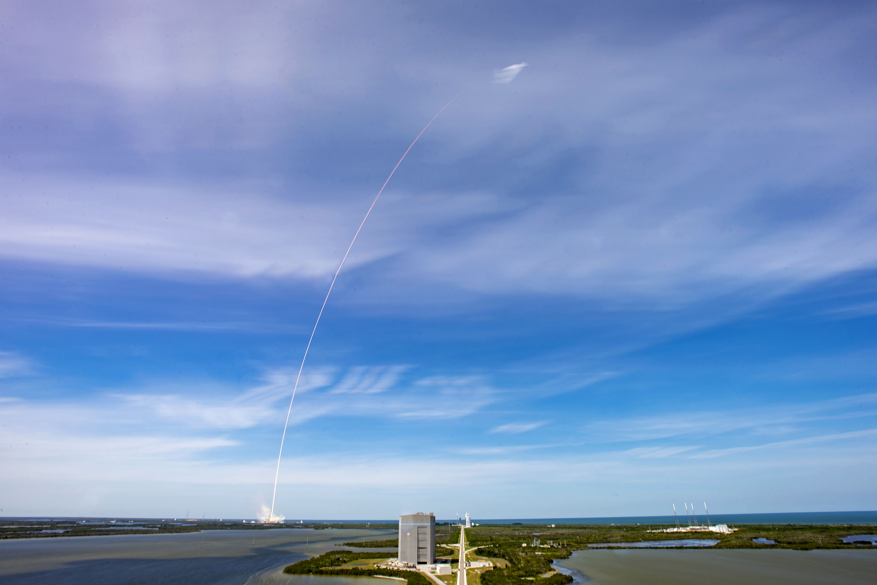 Start rakiety Falcon 9 z misją Starlink-7 (Źródło: SpaceX)