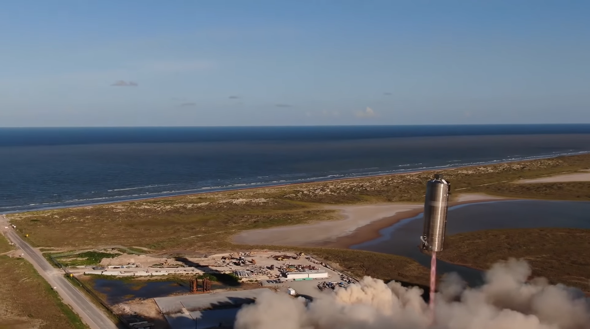 Starship SN5 podczas lotu na wysokość 150 metrów (Źródło: SpaceX)