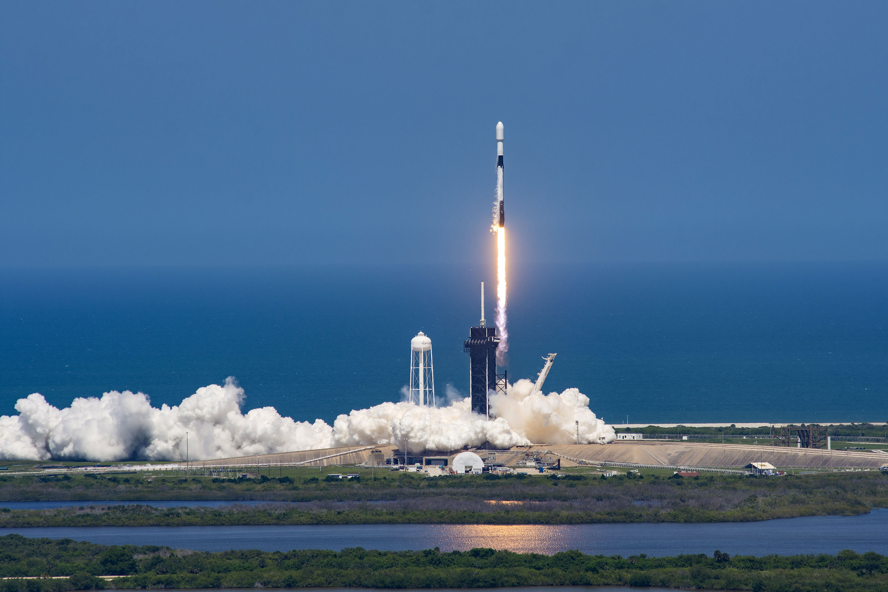 Start rakiety Falcon 9 z misją Starlink-26 (Źródło: SpaceX)