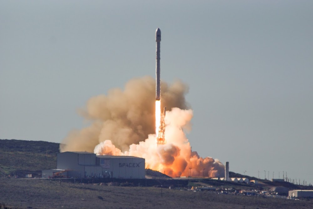 Misja Iridium-1 zakończona sukcesem, pierwszy stopień rakiety wylądował na JRTI